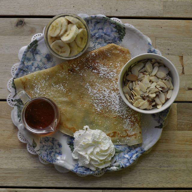 Honey, Banana and Almonds Crepes.