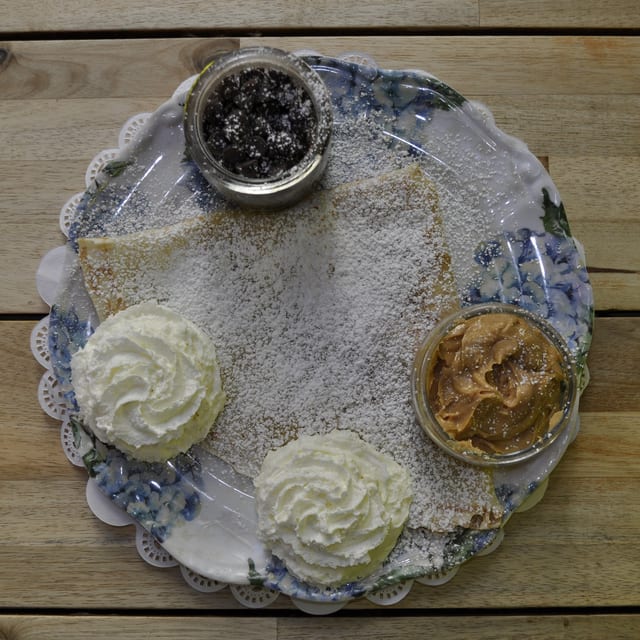 The Manasiri's Signature Crepe.