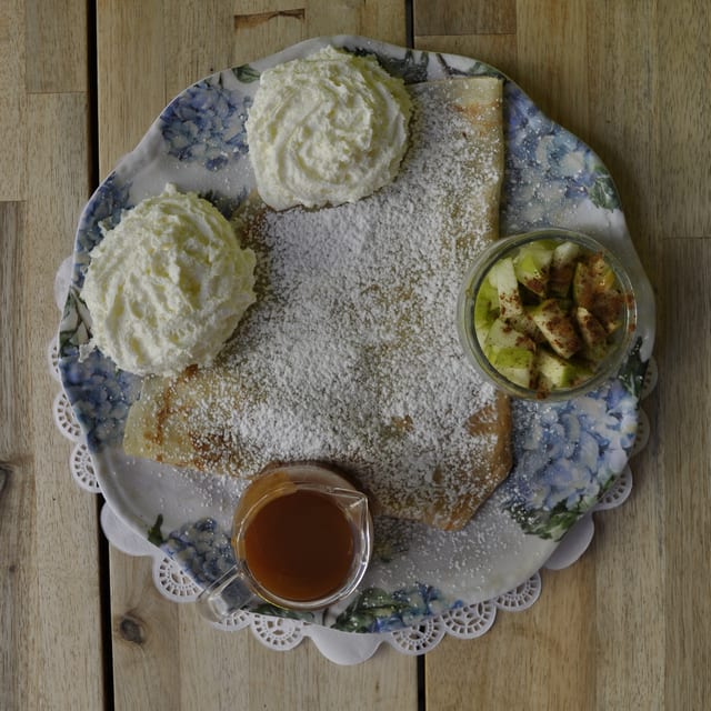 Caramel and Apple Crepe.