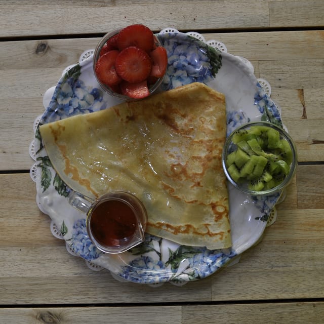 Strawberries, Kiwi and Honey Crepes.